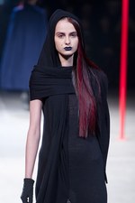 ヨウジヤマモト 2012-13年秋冬ウィメンズコレクション - 鮮やかに解き放たれたセクシャリティ｜写真14