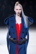 ヨウジヤマモト 2012-13年秋冬ウィメンズコレクション - 鮮やかに解き放たれたセクシャリティ｜写真21