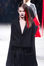 ヨウジヤマモト 2012-13年秋冬ウィメンズコレクション - 鮮やかに解き放たれたセクシャリティ｜写真26