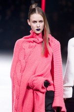 ヨウジヤマモト 2012-13年秋冬ウィメンズコレクション - 鮮やかに解き放たれたセクシャリティ｜写真48