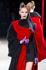 ヨウジヤマモト 2012-13年秋冬ウィメンズコレクション - 鮮やかに解き放たれたセクシャリティ｜写真65