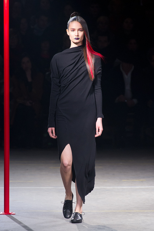 ヨウジヤマモト(Yohji Yamamoto) 2012-13年秋冬 ウィメンズコレクション シルエット - 写真6