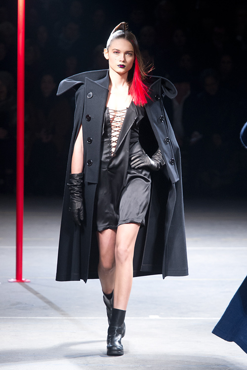 ヨウジヤマモト(Yohji Yamamoto) 2012-13年秋冬 ウィメンズコレクション  - 写真22