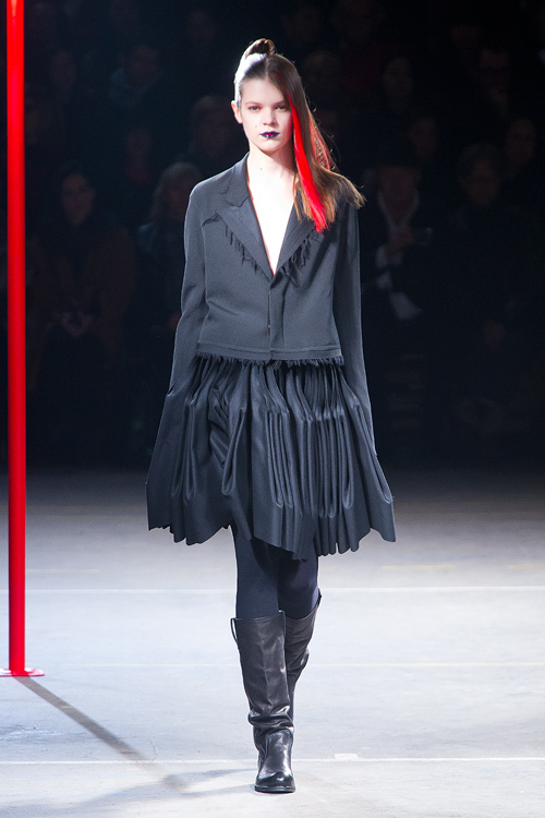 ヨウジヤマモト(Yohji Yamamoto) 2012-13年秋冬 ウィメンズコレクション シルエット - 写真15