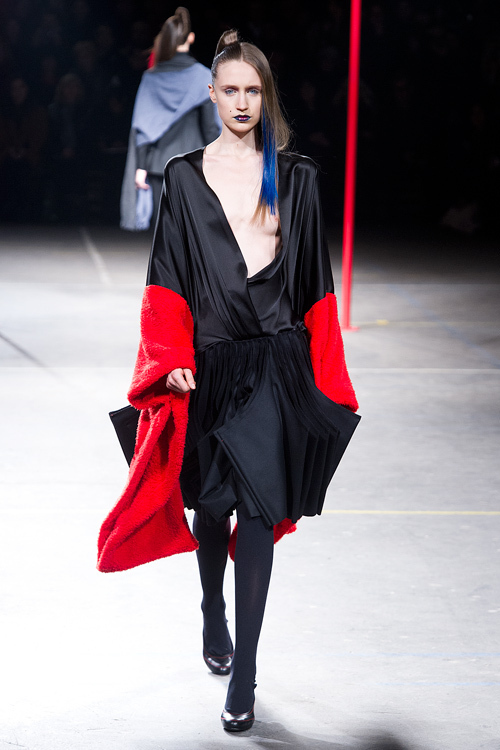 ヨウジヤマモト(Yohji Yamamoto) 2012-13年秋冬 ウィメンズコレクション  - 写真30