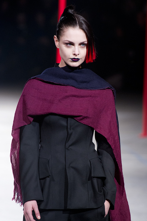 ヨウジヤマモト(Yohji Yamamoto) 2012-13年秋冬 ウィメンズコレクション  - 写真33