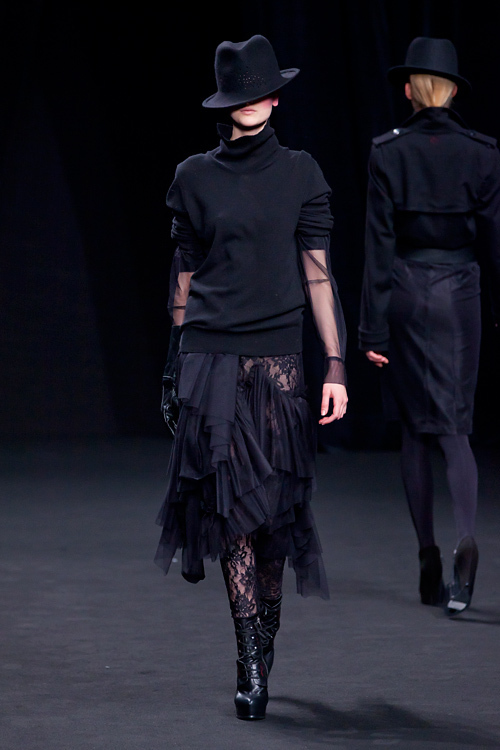 A.F.ヴァンデヴォースト(A.F.VANDEVORST) 2012-13年秋冬 ウィメンズコレクション  - 写真22