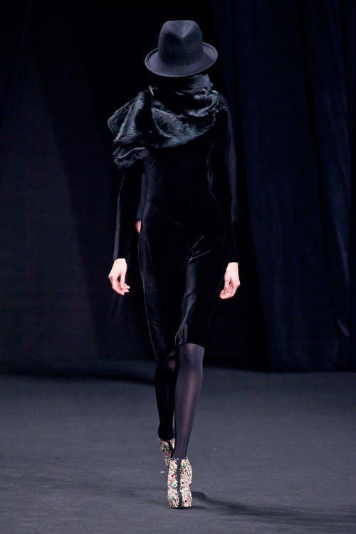 A.F.ヴァンデヴォースト(A.F.VANDEVORST) 2012-13年秋冬 ウィメンズコレクション  - 写真39