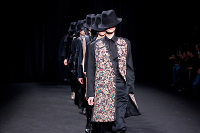 AF VANDEVORST コート A.F.ヴァンデヴォースト(A.F.VANDEVORST)、2010-2011年秋冬