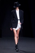 A.F.ヴァンデヴォースト 2012-13年秋冬コレクション - 抑制が呼び覚ます、気高き存在感｜写真18