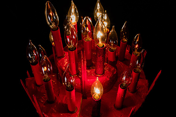 カルティエの新店が六本木ヒルズにオープン、香取慎吾がアイコン時計「タンク」から着想した作品展示