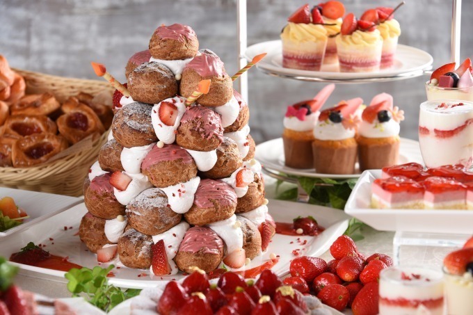 「いちごブッフェ」