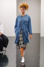 トリコ・コム デ ギャルソン 2018年春夏コレクション - 春を告げるウォームカラー｜写真41