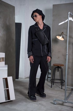 リヒト・ベシュトレーベン(Licht Bestreben) 2018年春夏メンズコレクション  - 写真3