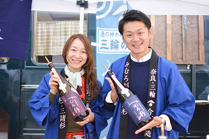 「Aoyama Sake Flea」青山 国連大学中庭で、全国31蔵元100種以上の日本酒を飲み比べ｜写真4