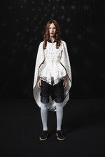 ミヤオ(MIYAO) 夜を旅する服｜写真3