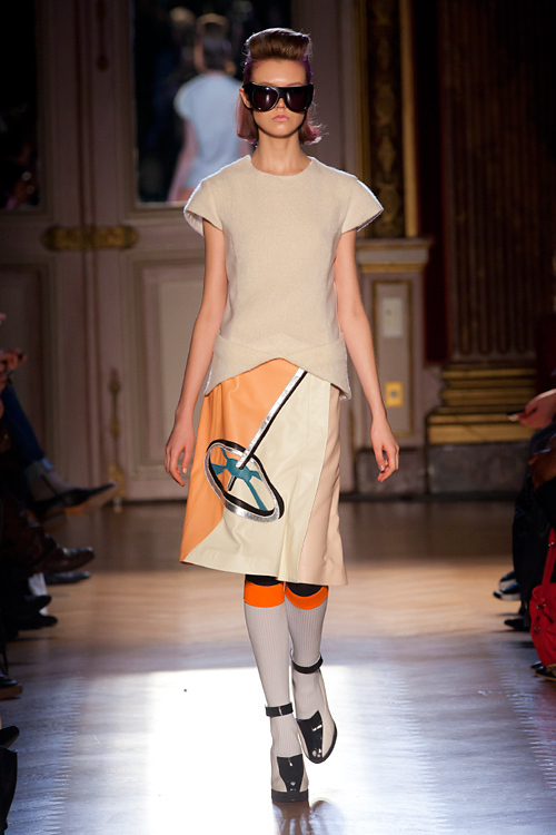 ツモリチサト(TSUMORI CHISATO) 2012-13年秋冬 ウィメンズコレクション シルエット - 写真1