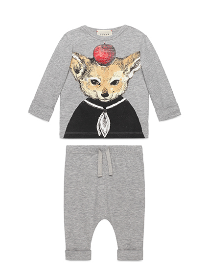 グッチ×ヒグチユウコ、シュールな“猫”を描いたキッズウェアや