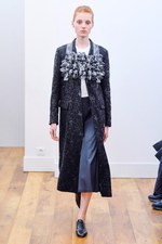 ノワール ケイ ニノミヤ 2018年春夏コレクション - 控えめな登場は黒の個性を際立たせる｜写真15