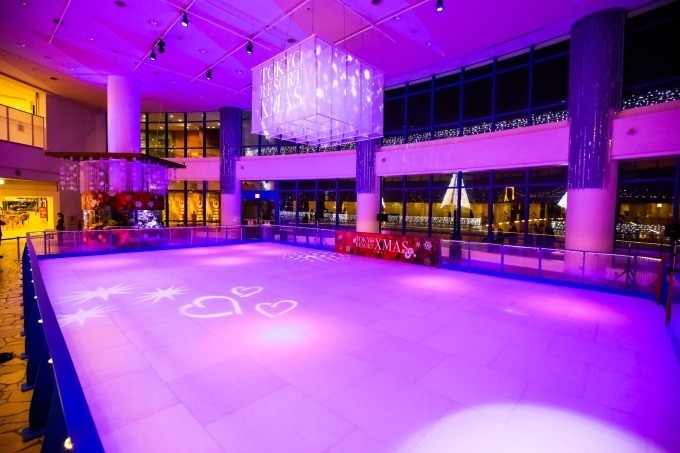 アクアシティお台場のクリスマス - 雪の結晶が踊るスケートリンクや、夜景と楽しむイルミネーション｜写真2
