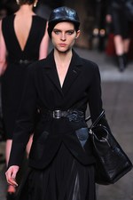 ロエベ(LOEWE) 2012-13年秋冬コレクション - 格調高いモダニティを誇る美しいブラックが印象的｜写真13