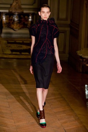 アマヤ アルズアーガ(AMAYA ARZUAGA) 2012-13年秋冬 ウィメンズコレクション  - 写真5