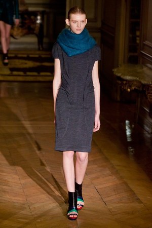 アマヤ アルズアーガ(AMAYA ARZUAGA) 2012-13年秋冬 ウィメンズコレクション  - 写真12