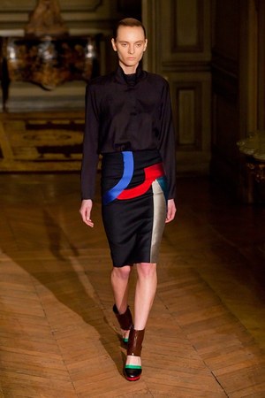 アマヤ アルズアーガ(AMAYA ARZUAGA) 2012-13年秋冬 ウィメンズコレクション  - 写真26