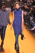 ロシャス(ROCHAS) 2012-13年秋冬コレクション - 輝きを放つレトロシックスタイル｜写真17