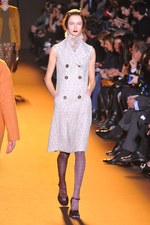 ロシャス(ROCHAS) 2012-13年秋冬コレクション - 輝きを放つレトロシックスタイル｜写真27