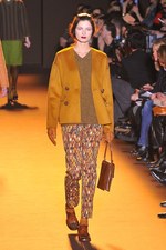 ロシャス(ROCHAS) 2012-13年秋冬コレクション - 輝きを放つレトロシックスタイル｜写真29
