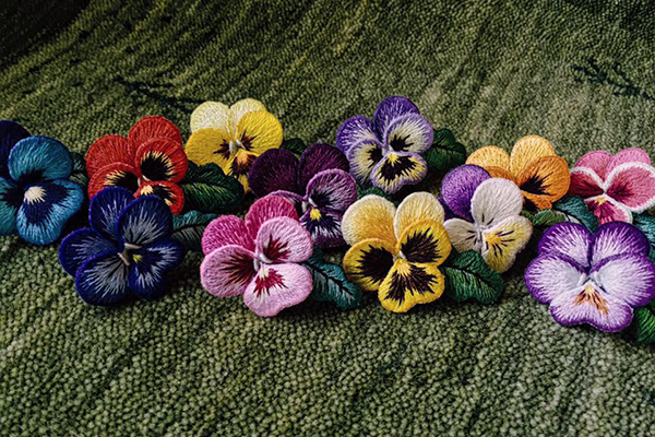 神戸ファッション美術館「長谷川和希 刺繍作品展」夢あふれる