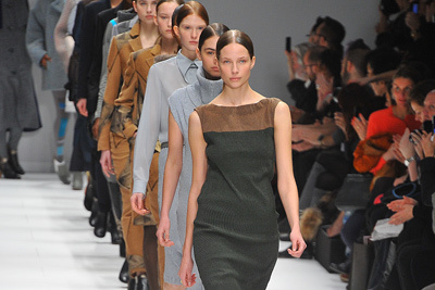 イッセイ ミヤケ 2012-13年秋冬  ウィメンズ コレクション