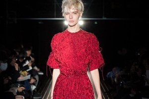 ディウカ、ラマルクら東京新鋭17ブランドの展示即売会を原宿で - 17秋冬新作などがセール価格に