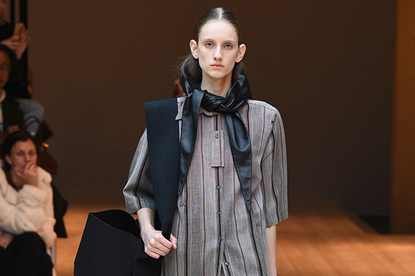セリーヌ(CELINE) コレクション - ファッションプレス