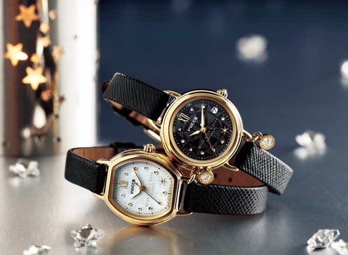 シチズン「ウィッカ」限定ウォッチ発売、2つの星が輝くキュービックチャーム付き