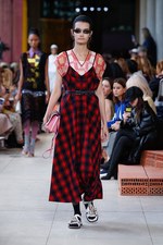 ミュウミュウ 2018年春夏コレクション - “かっこカワイイ”モダン・トムボーイ｜写真7