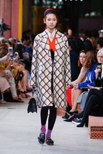 ミュウミュウ 2018年春夏コレクション - “かっこカワイイ”モダン・トムボーイ｜写真21