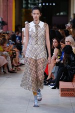 ミュウミュウ 2018年春夏コレクション - “かっこカワイイ”モダン・トムボーイ｜写真38