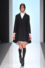 sacai(サカイ) 2012-13年秋冬コレクション -  意外な二面性を併せ持ったミラクルルック｜写真1