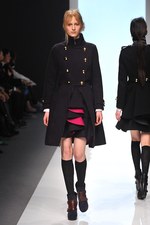 sacai(サカイ) 2012-13年秋冬コレクション -  意外な二面性を併せ持ったミラクルルック｜写真9