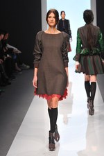 sacai(サカイ) 2012-13年秋冬コレクション -  意外な二面性を併せ持ったミラクルルック｜写真22