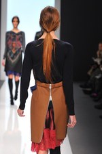 sacai(サカイ) 2012-13年秋冬コレクション -  意外な二面性を併せ持ったミラクルルック｜写真31