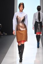 sacai(サカイ) 2012-13年秋冬コレクション -  意外な二面性を併せ持ったミラクルルック｜写真38