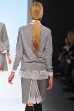 sacai(サカイ) 2012-13年秋冬コレクション -  意外な二面性を併せ持ったミラクルルック｜写真46