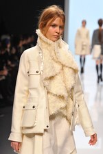 sacai(サカイ) 2012-13年秋冬コレクション -  意外な二面性を併せ持ったミラクルルック｜写真59