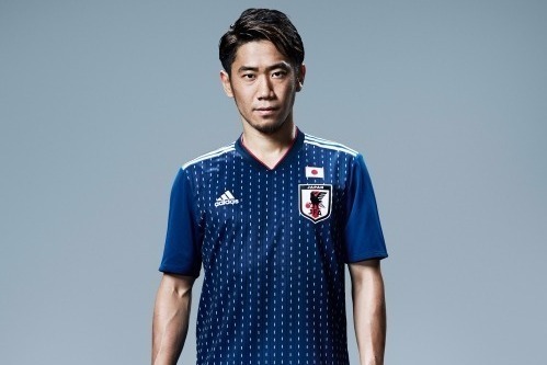 ユニフォーム(制服)｜サッカー日本代表の新ユニ - かつて武将が験を担いだ“勝色” - W杯初戦はコロンビアに勝利
