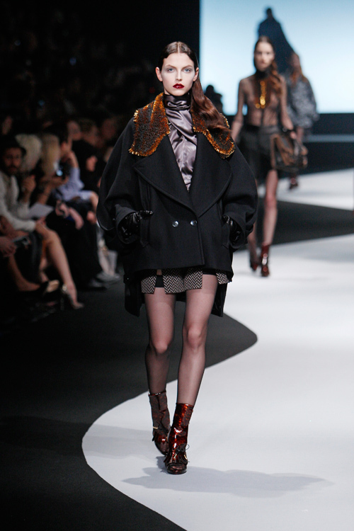 ヴィクター＆ロルフ(VIKTOR & ROLF) 2012-13年秋冬 ウィメンズコレクション  - 写真17