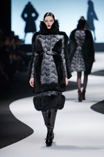 ヴィクター＆ロルフ 2012-13年秋冬コレクション - モダンなヴィクトリアンビューティーをドラマティックに｜写真22