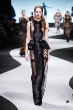 ヴィクター＆ロルフ 2012-13年秋冬コレクション - モダンなヴィクトリアンビューティーをドラマティックに｜写真30